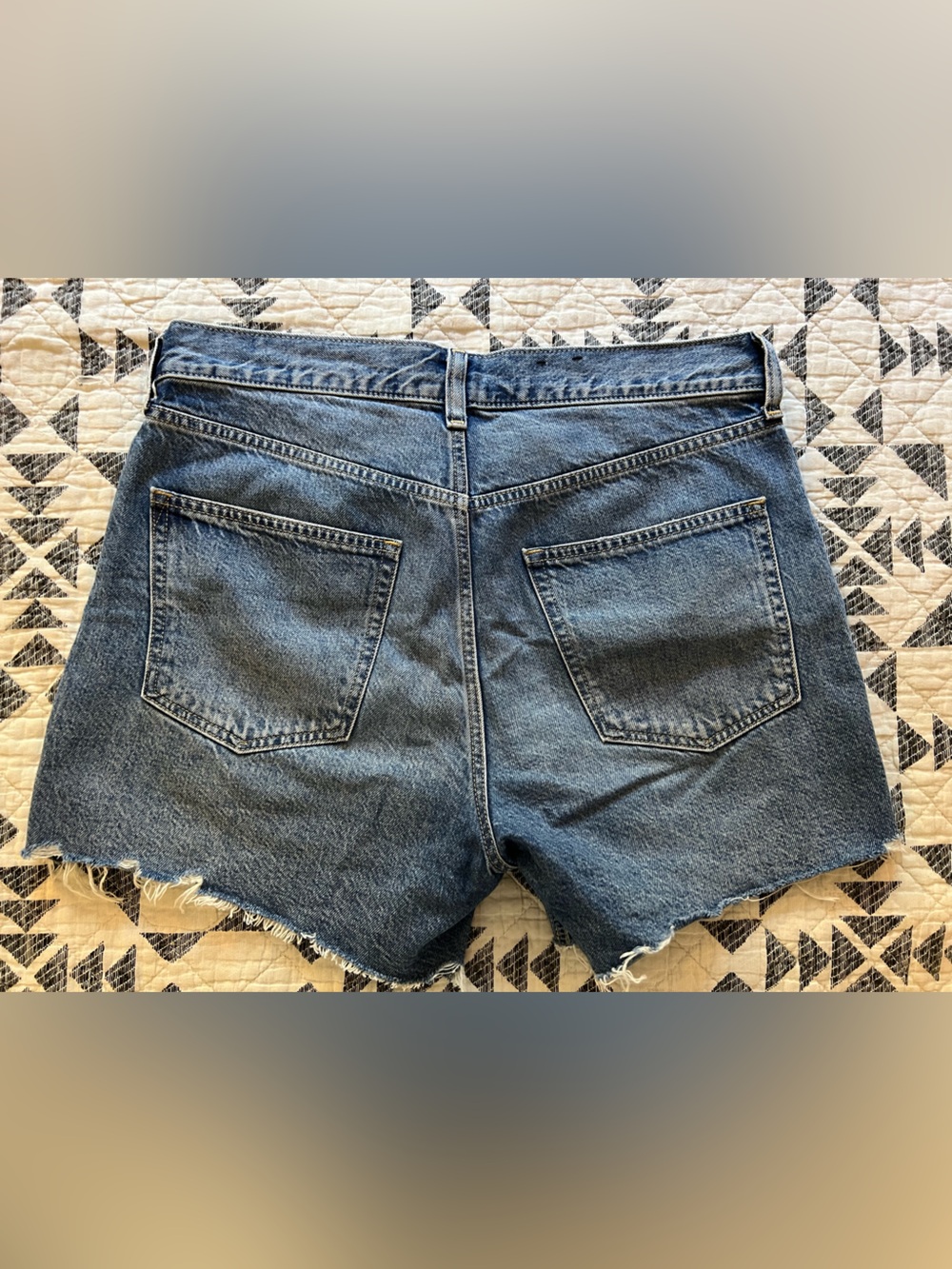 2 pairs Gap Low Stride denim shorts size 8 tall, EUC - Picture 5 of 8